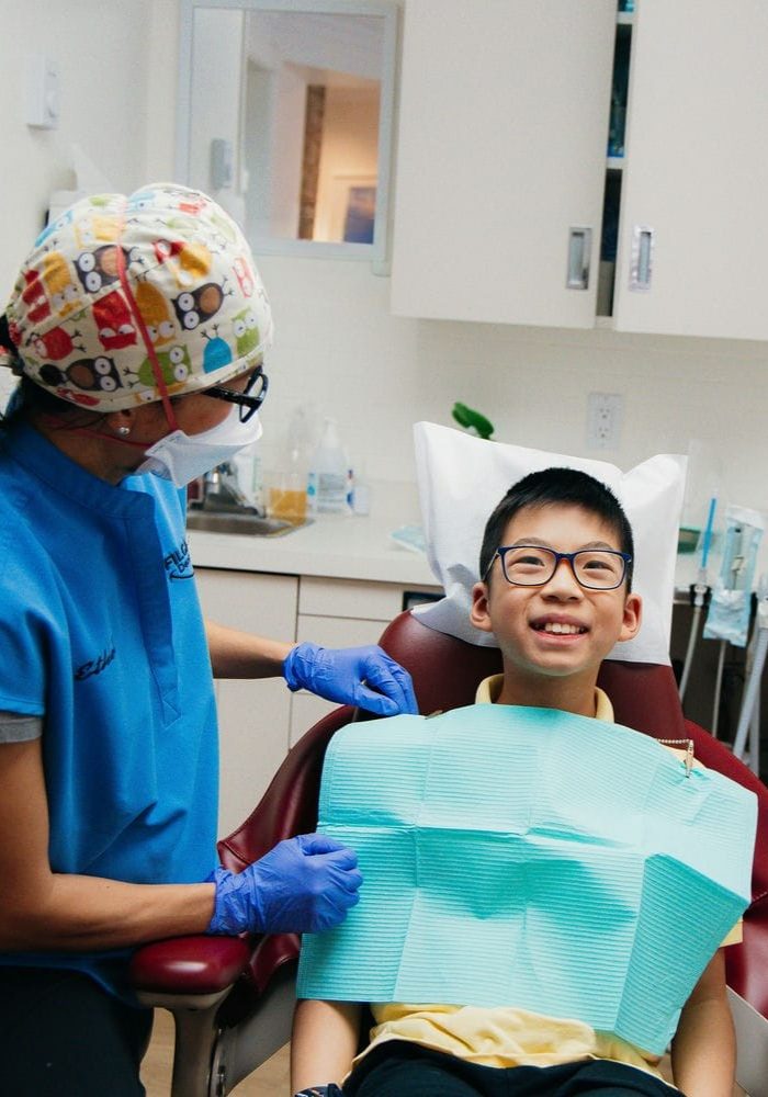 helping-an-anxious-child-feel-safe-at-the-dentist